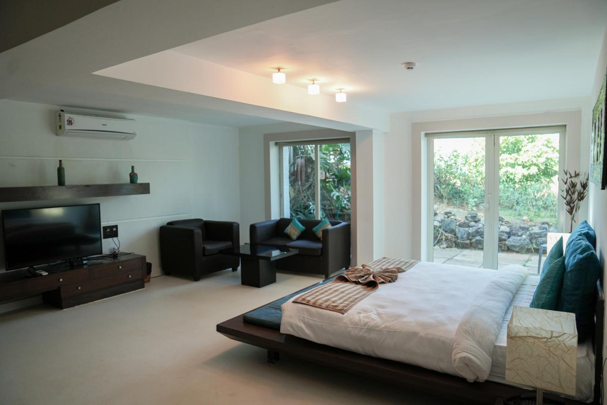 Regenta Beach House Resort, Goa Benaulim Luaran gambar