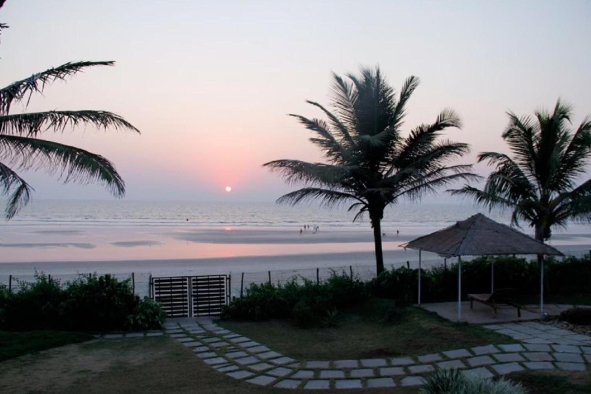 Regenta Beach House Resort, Goa Benaulim Luaran gambar