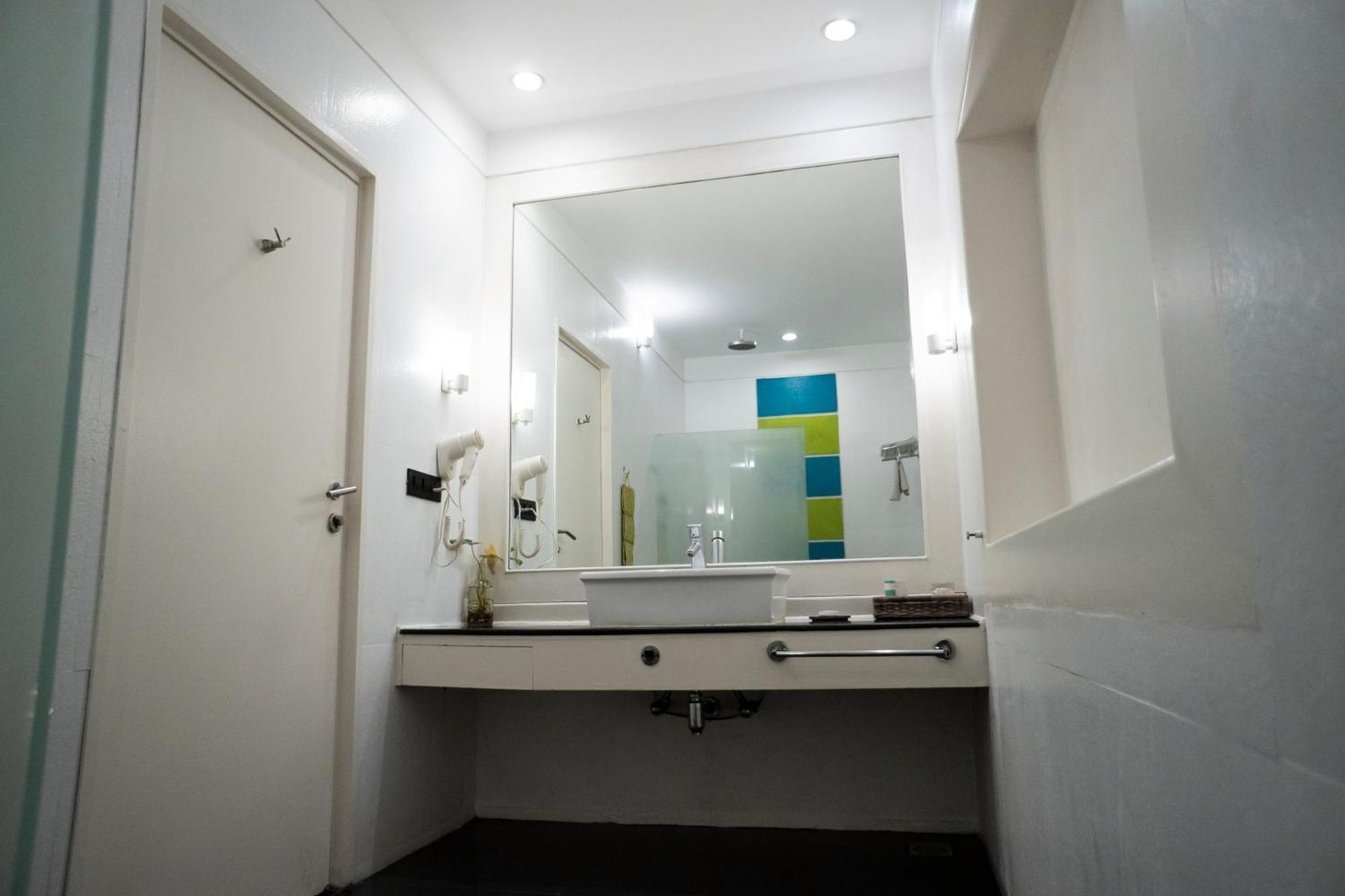 Regenta Beach House Resort, Goa Benaulim Luaran gambar